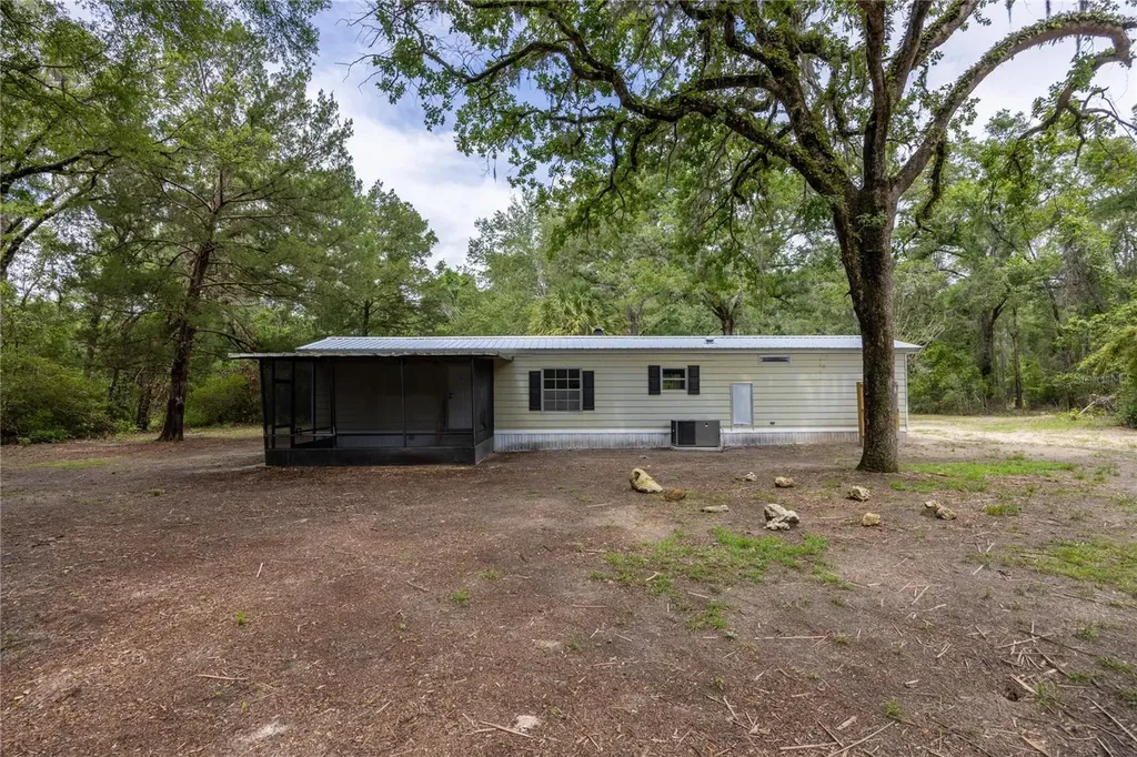 183 SW Rum Island Terrace Fort White FL 32038