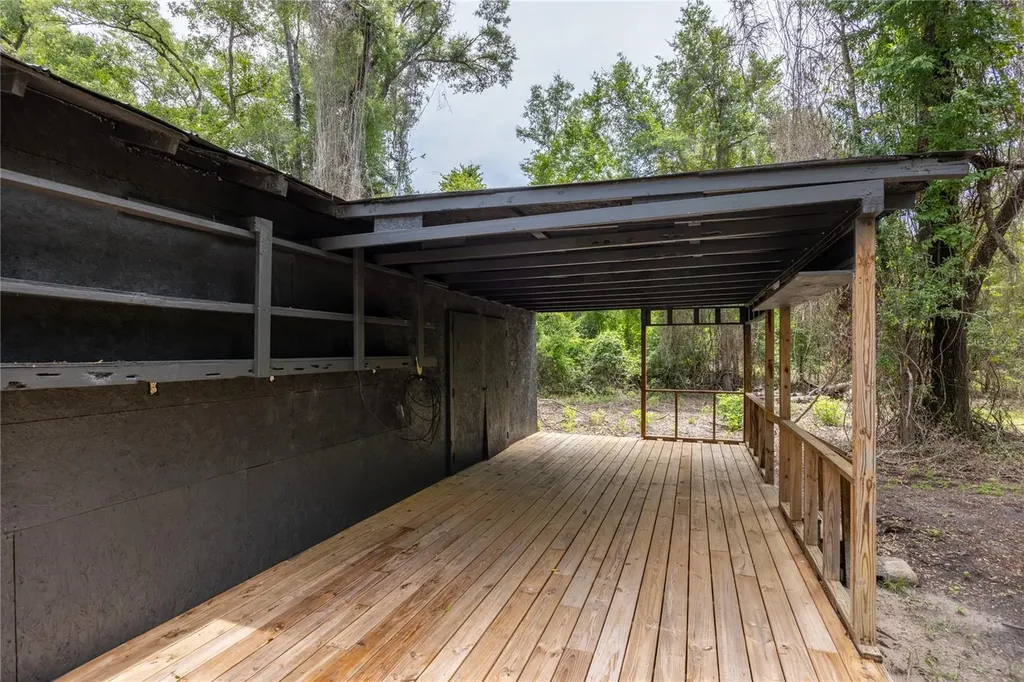 183 SW Rum Island Terrace Fort White FL 32038