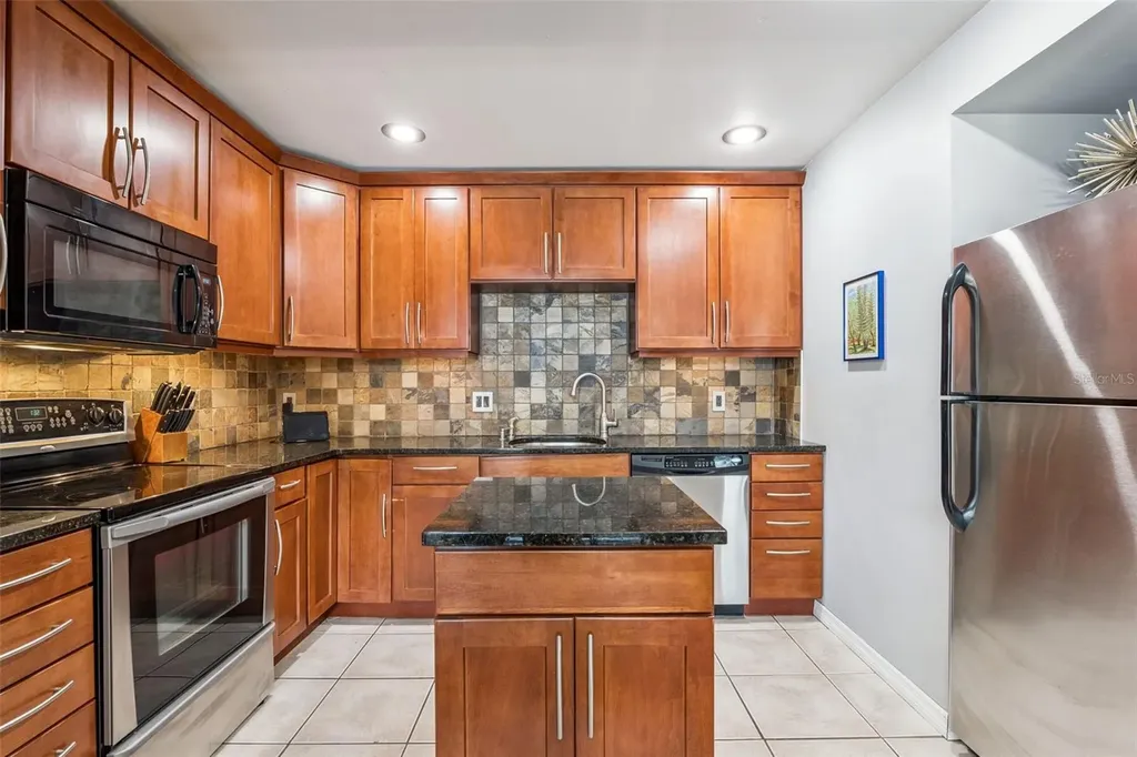 892 Park Lake Circle Maitland FL 32751