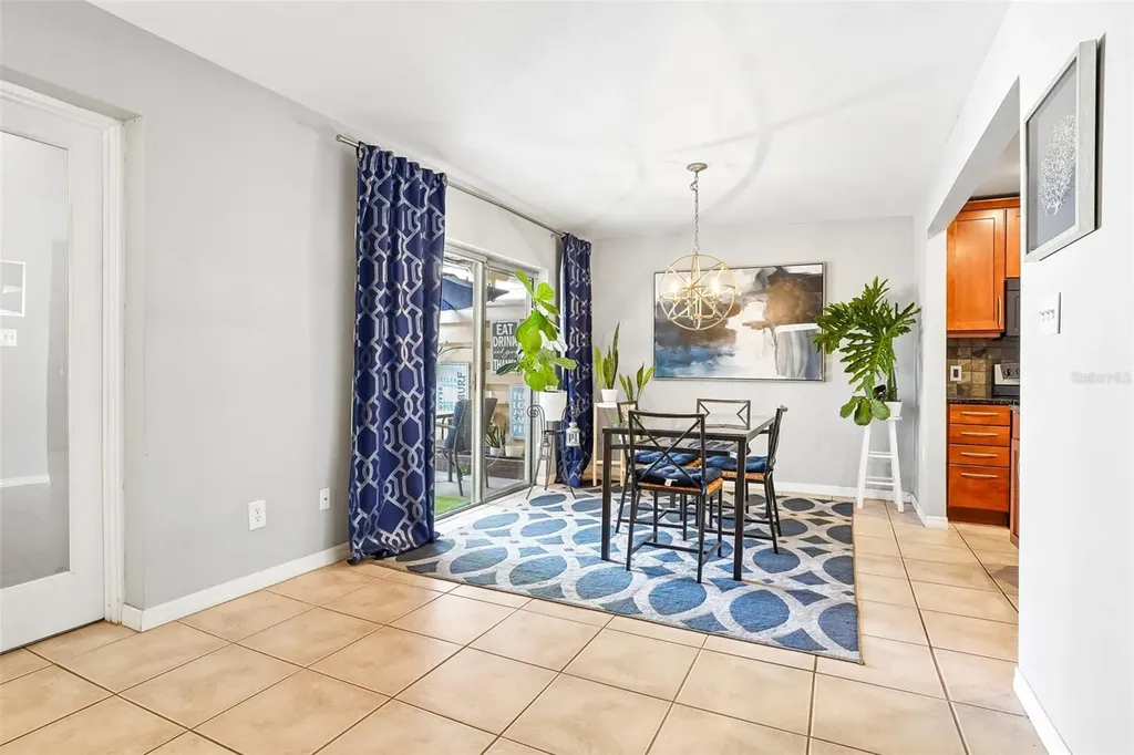892 Park Lake Circle Maitland FL 32751
