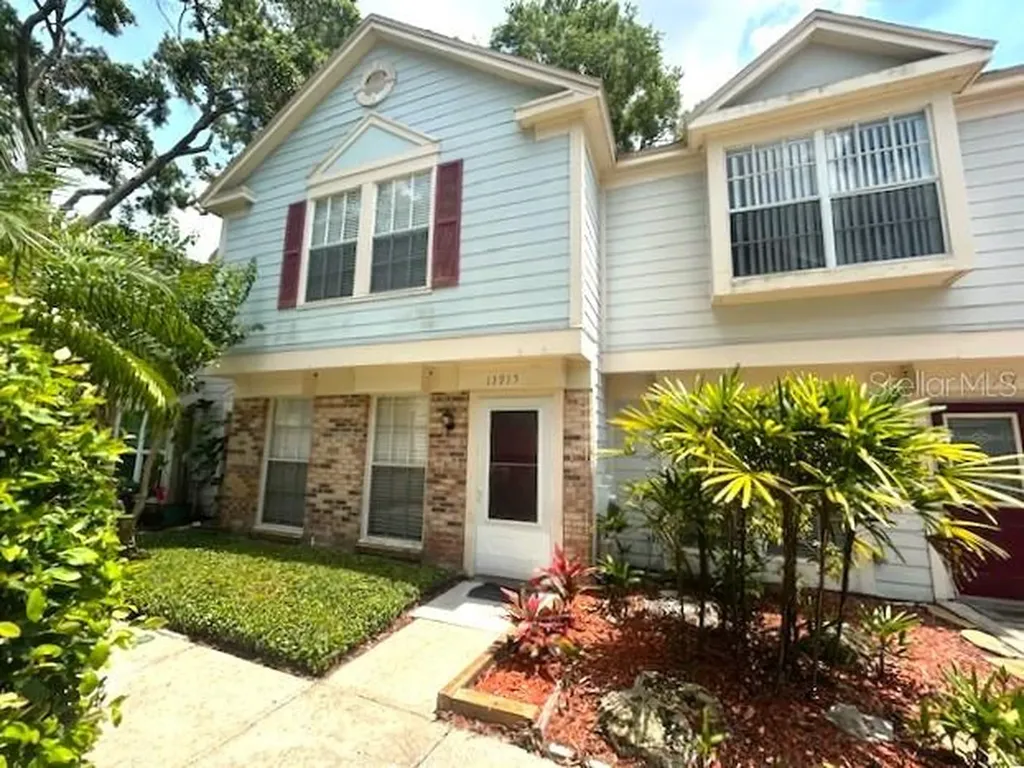 13915 Fletchers Mill Drive Tampa FL 33613