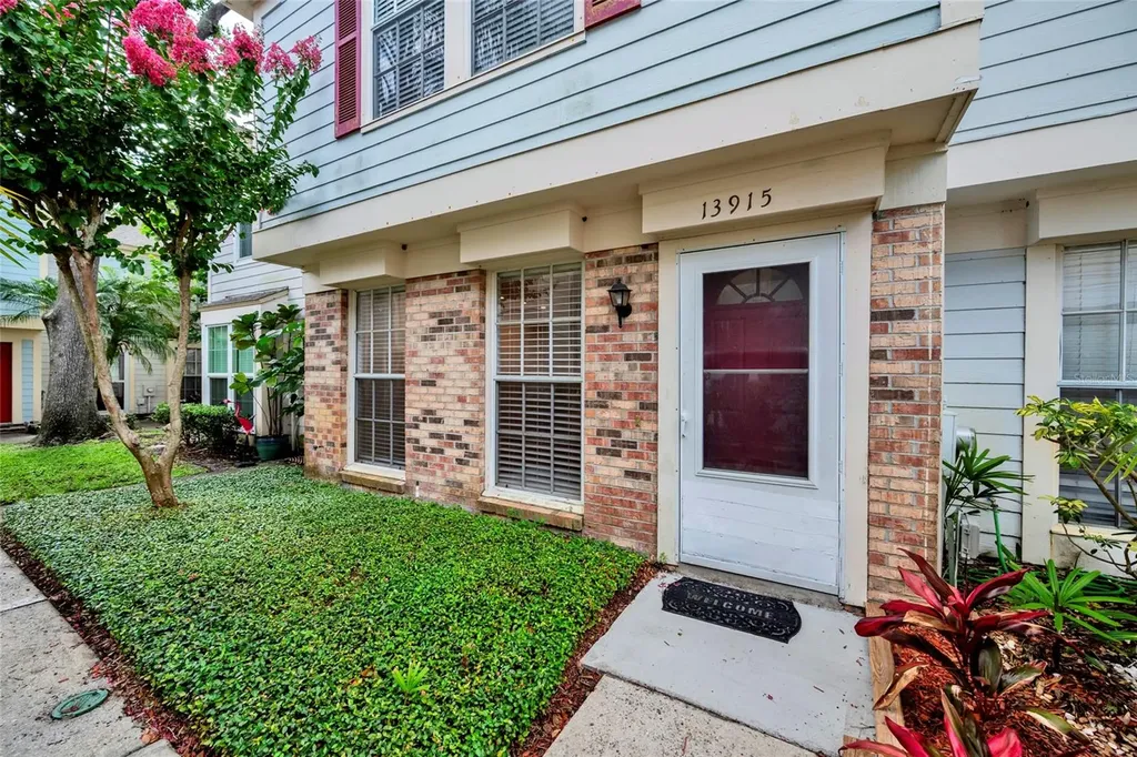 13915 Fletchers Mill Drive Tampa FL 33613