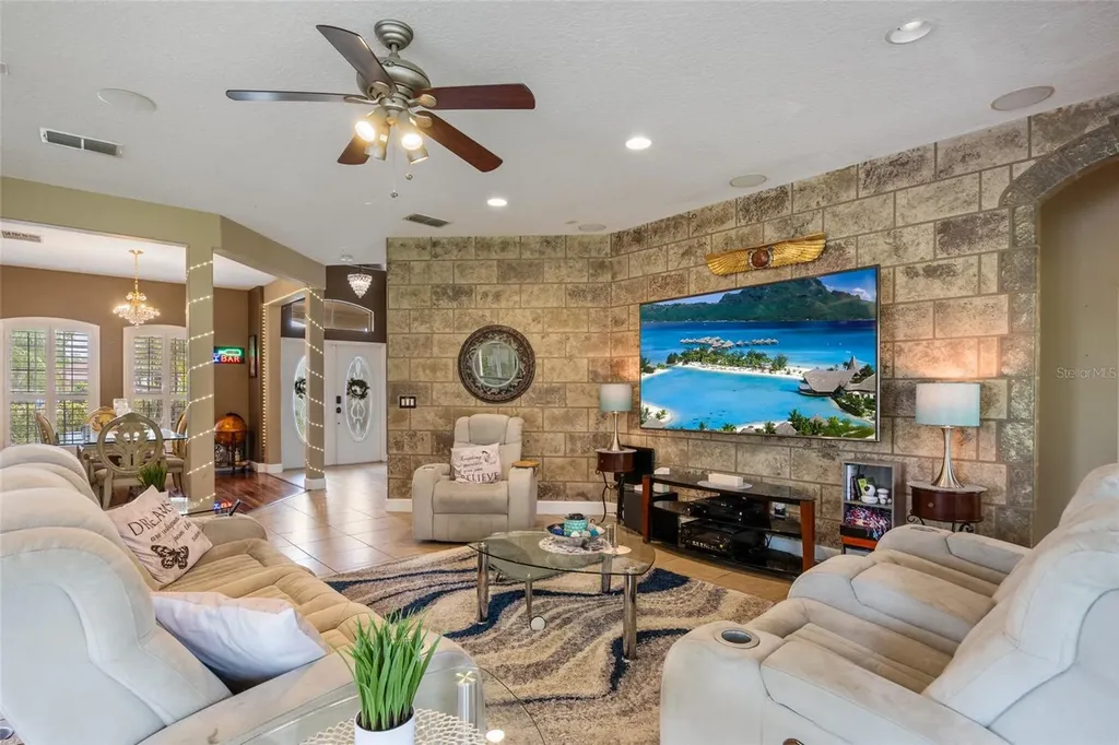 2849 Curving Oaks Way Orlando FL 32820