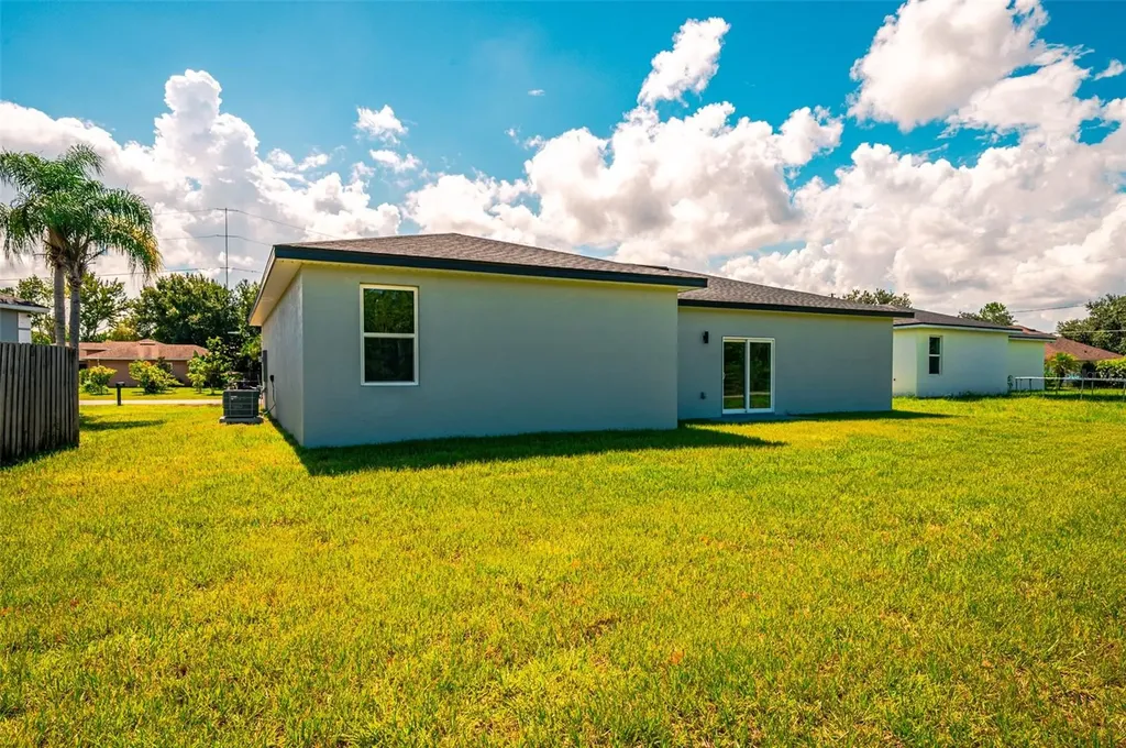 1103 Saint Tropez Court Kissimmee FL 34759