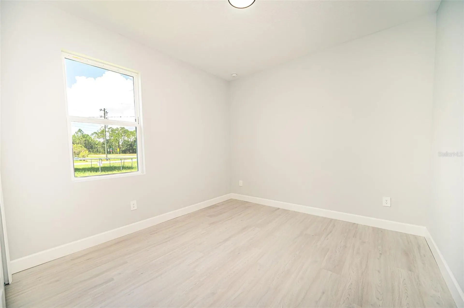 1103 Saint Tropez Court Kissimmee FL 34759