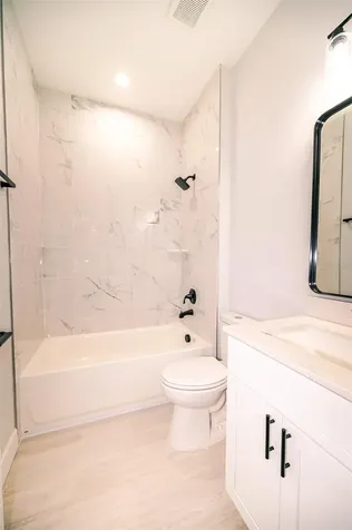 1103 Saint Tropez Court Kissimmee FL 34759