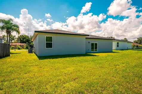 1103 Saint Tropez Court Kissimmee FL 34759