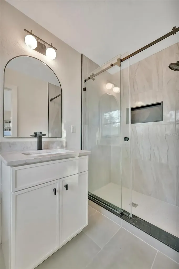 2705 Sunnyside Street Sarasota FL 34239