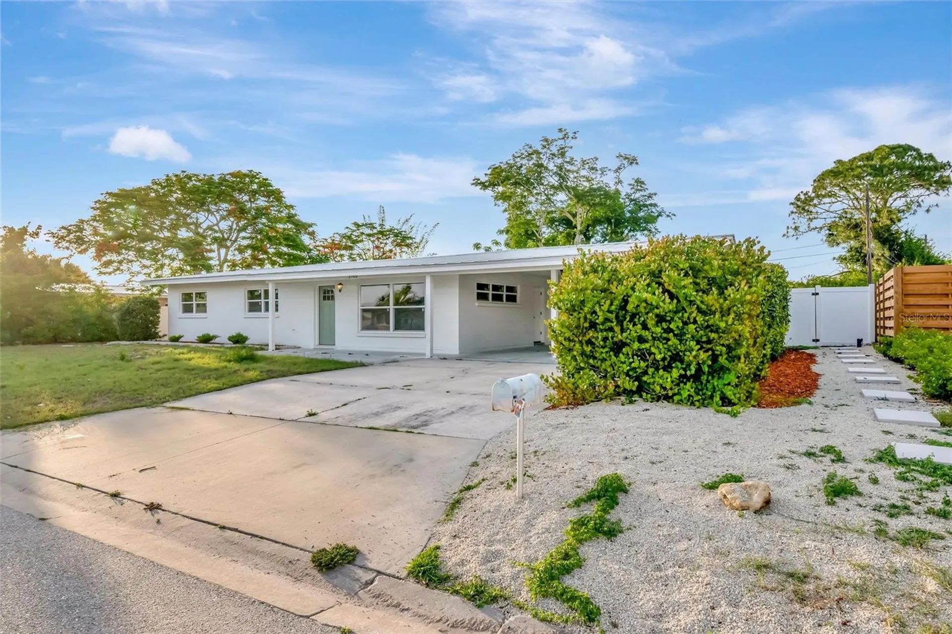 2705 Sunnyside Street Sarasota FL 34239