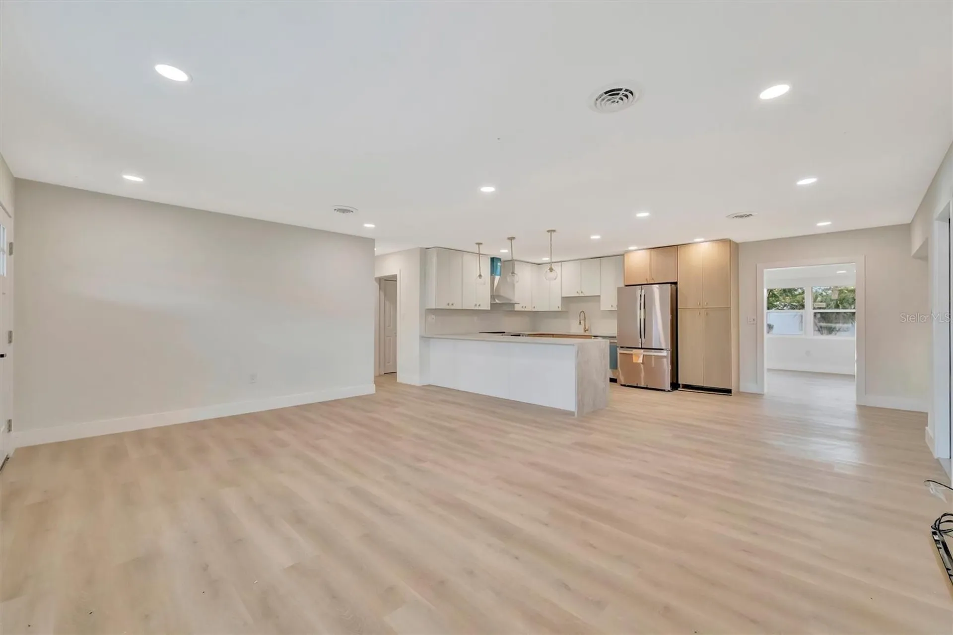 2705 Sunnyside Street Sarasota FL 34239