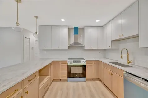 2705 Sunnyside Street Sarasota FL 34239