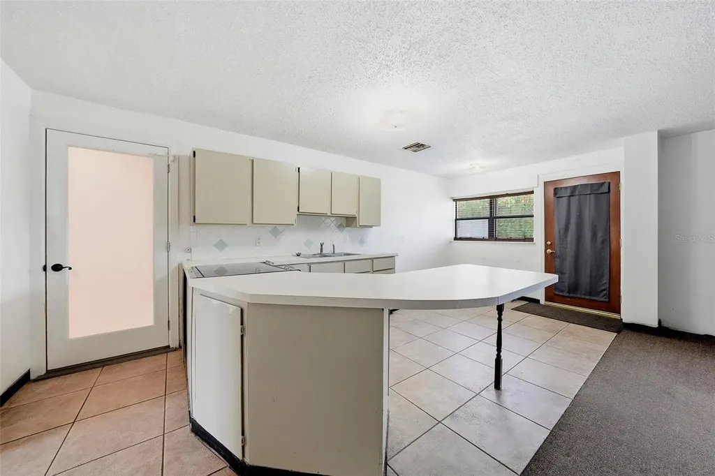 3133 Bay Lane Clearwater FL 33759