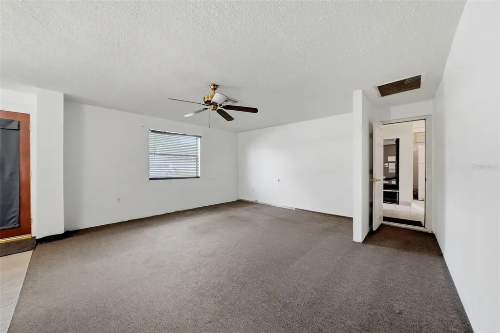 3133 Bay Lane Clearwater FL 33759