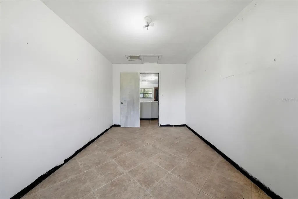 3133 Bay Lane Clearwater FL 33759