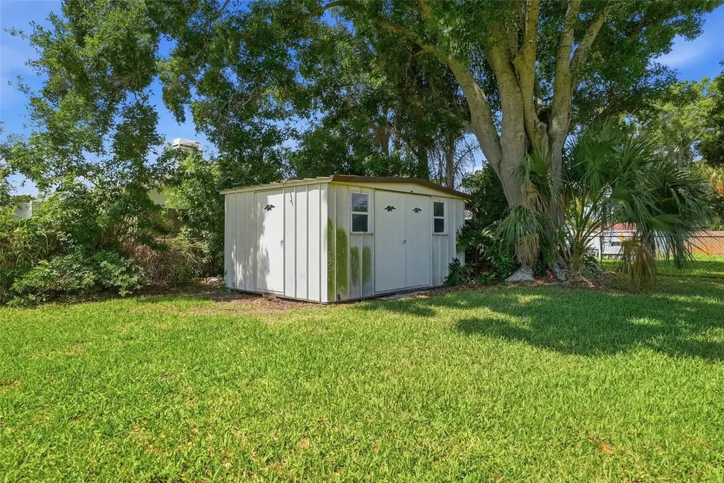 3133 Bay Lane Clearwater FL 33759