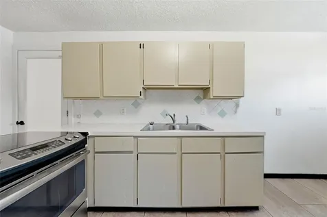 3133 Bay Lane Clearwater FL 33759