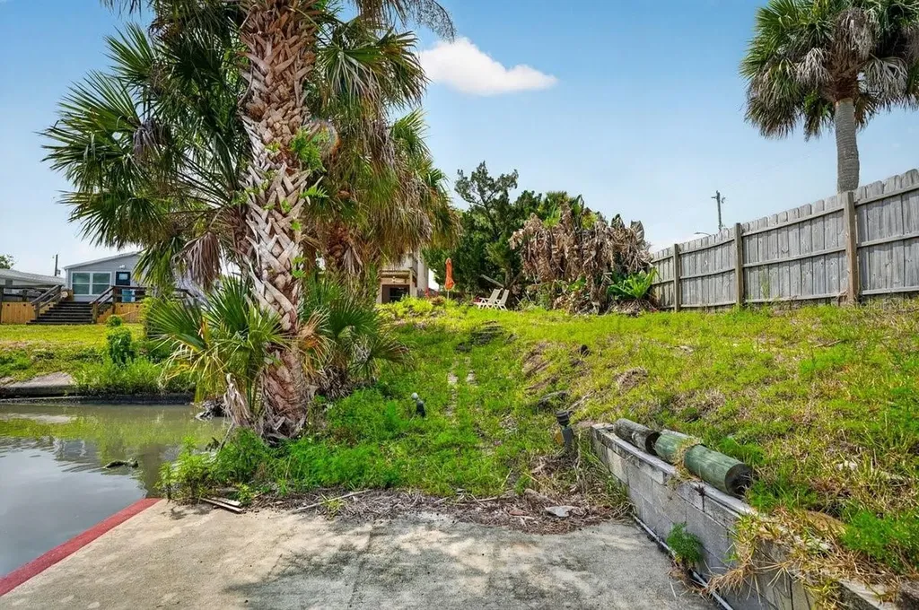 124 Randle Avenue Oak Hill FL 32759