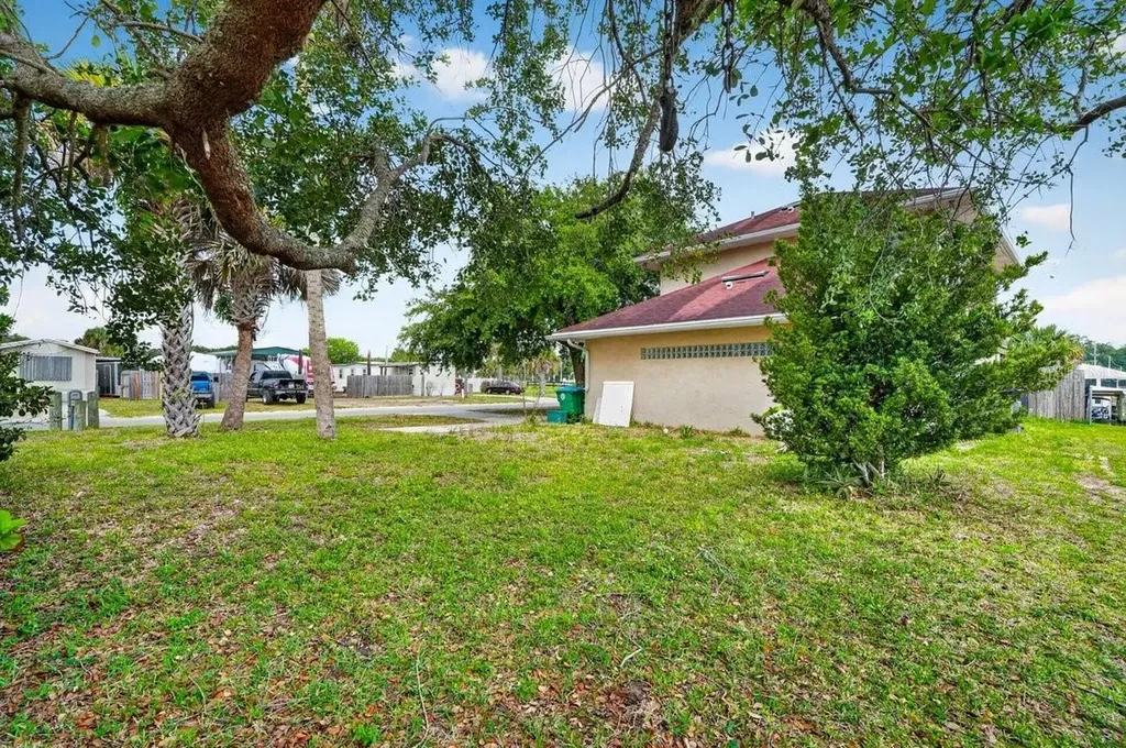 124 Randle Avenue Oak Hill FL 32759