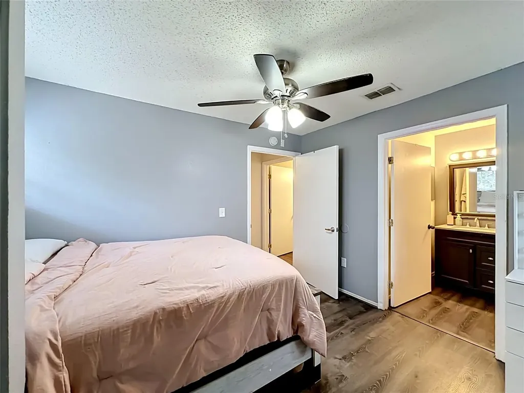 3705 SW 27th Street Gainesville FL 32608