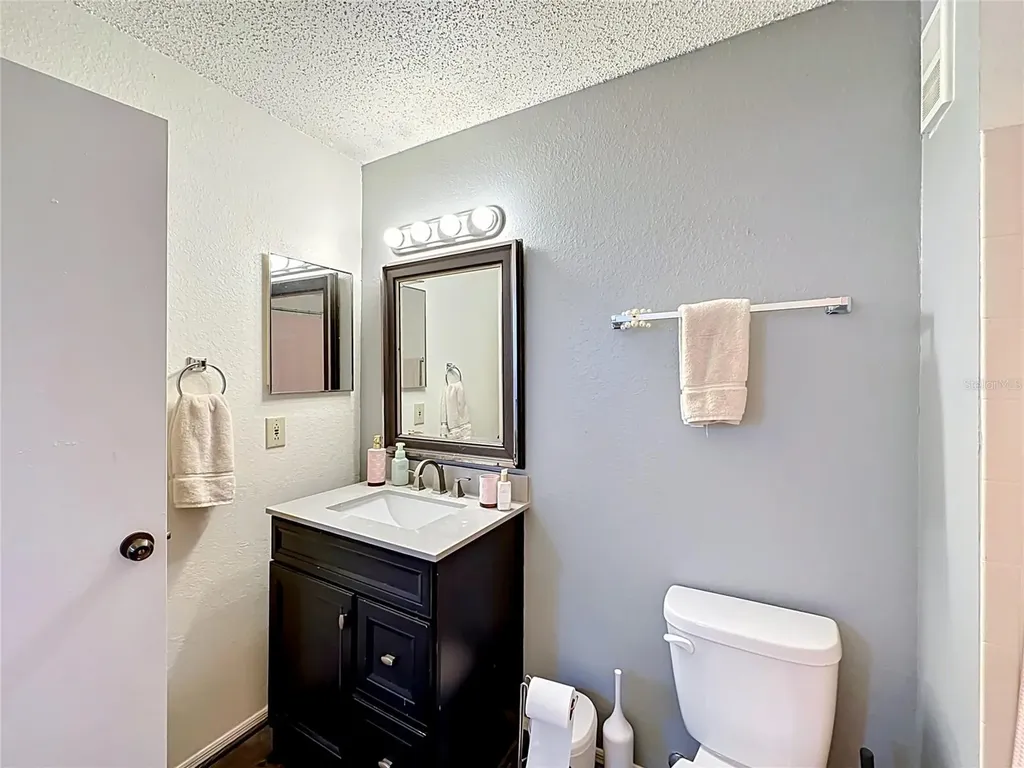 3705 SW 27th Street Gainesville FL 32608