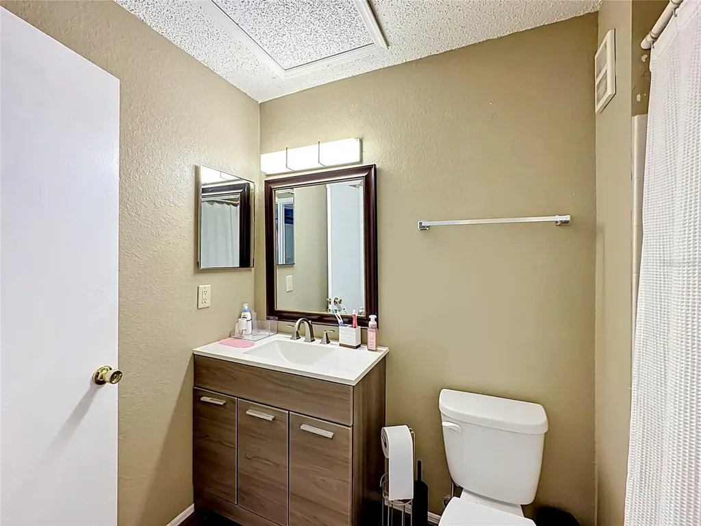 3705 SW 27th Street Gainesville FL 32608