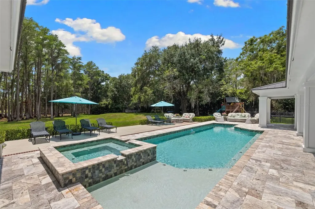 18562 Council Crest Drive Odessa FL 33556