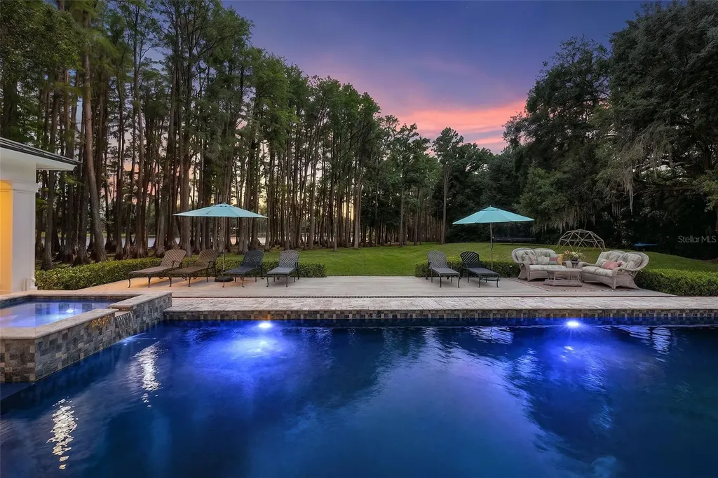 18562 Council Crest Drive Odessa FL 33556