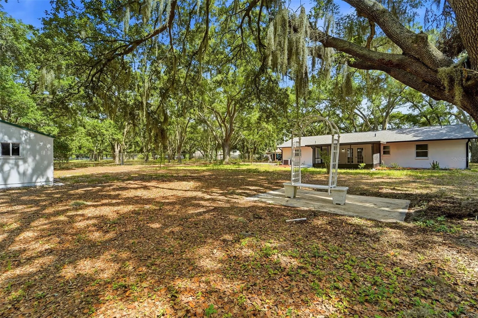 1918 Sydney Road Valrico FL 33594