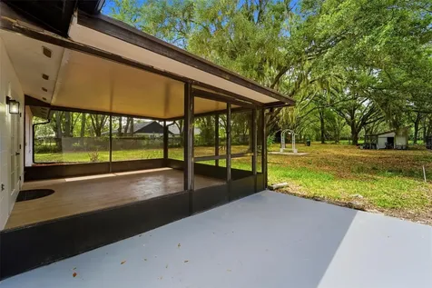 1918 Sydney Road Valrico FL 33594