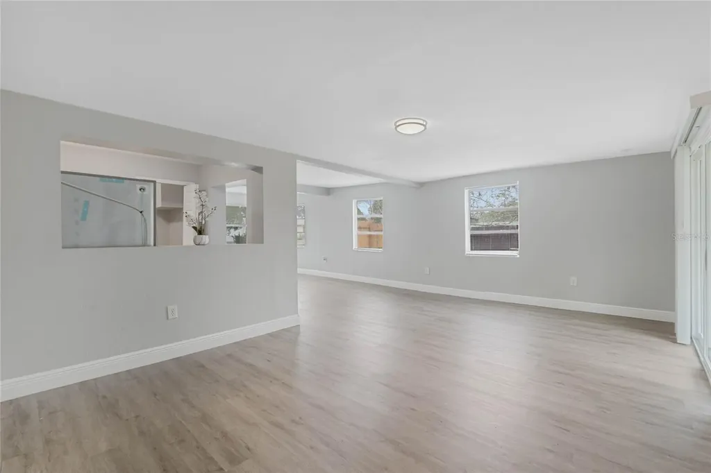 1090 Emerald Drive Mount Dora FL 32757