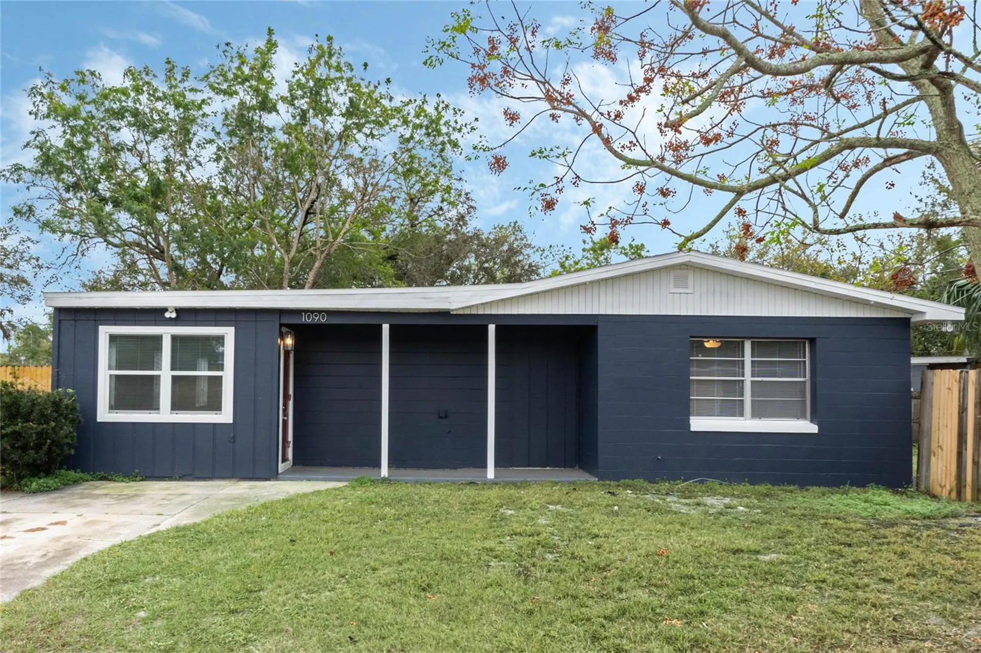 1090 Emerald Drive Mount Dora FL 32757