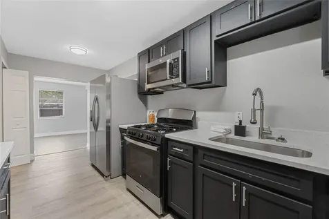 1090 Emerald Drive Mount Dora FL 32757