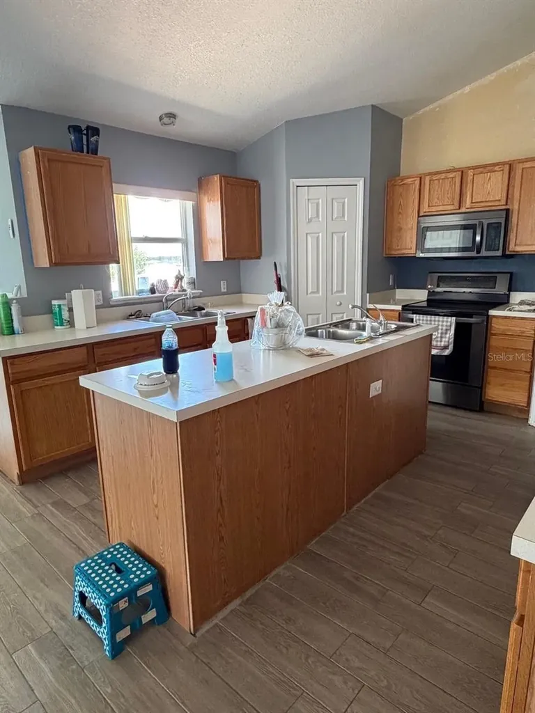 135 Vervain Avenue Davenport FL 33837