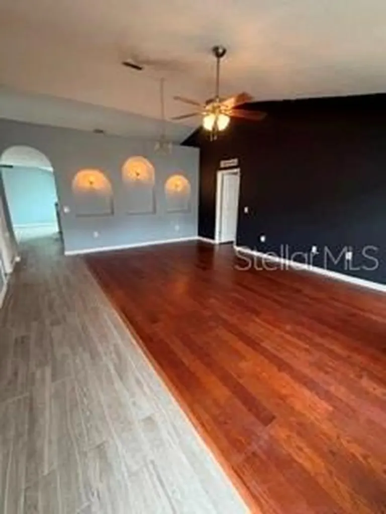 135 Vervain Avenue Davenport FL 33837