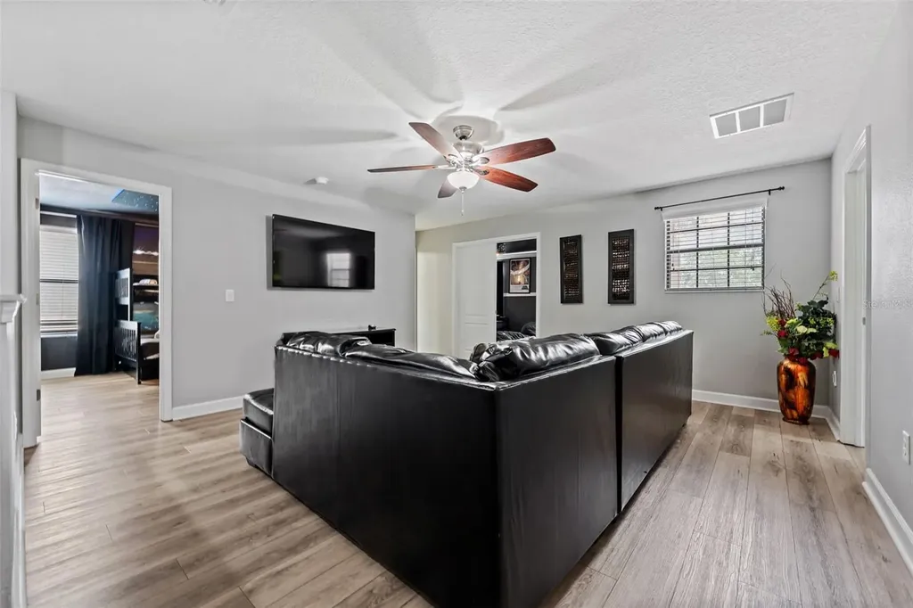 1530 Moon Valley Drive Davenport FL 33896