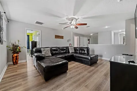 1530 Moon Valley Drive Davenport FL 33896