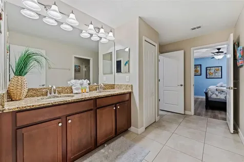 1530 Moon Valley Drive Davenport FL 33896