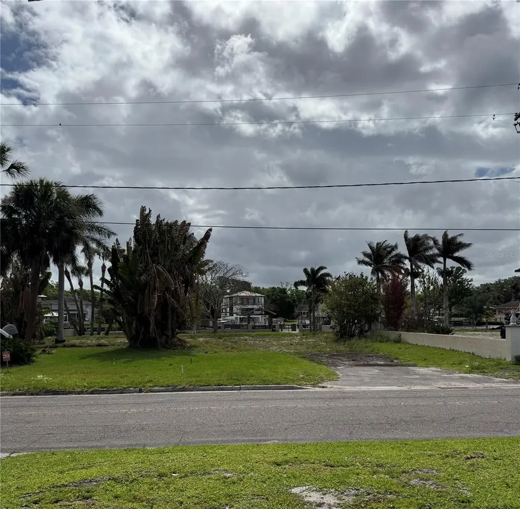 4314 N River View Avenue Tampa FL 33607