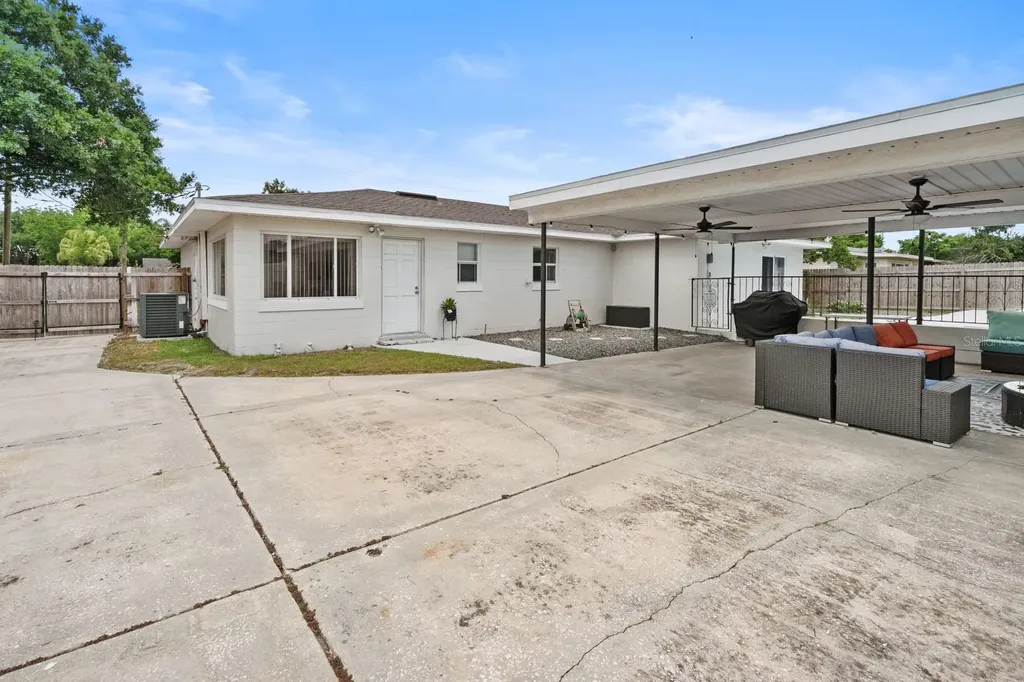 2540 14th Street SE Winter Haven FL 33884