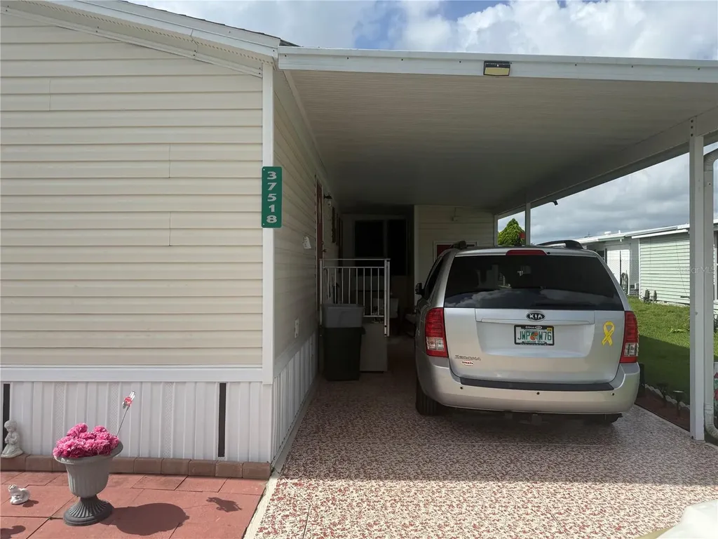 37518 Attica Avenue Zephyrhills FL 33542