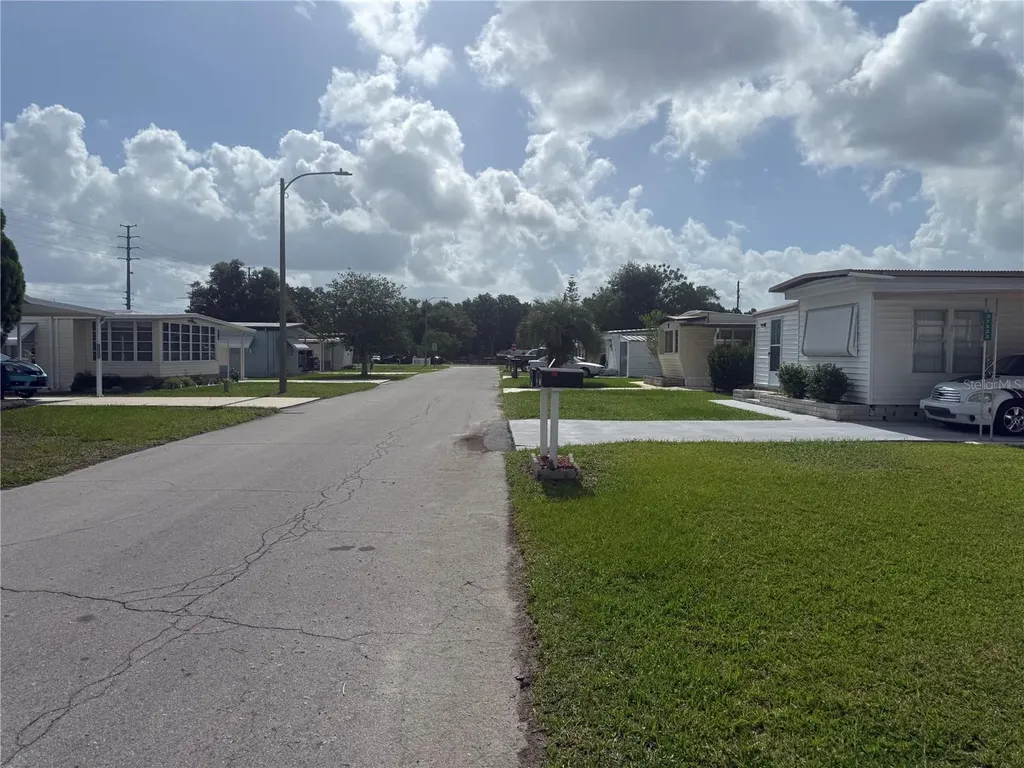 37518 Attica Avenue Zephyrhills FL 33542