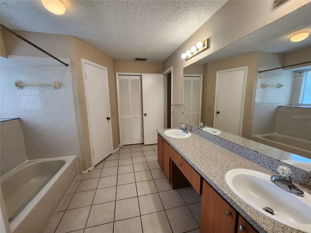 1904 Firethorn Court Brandon FL 33511