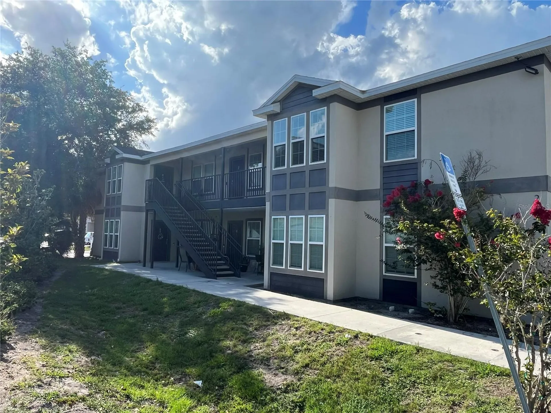 295 Flower Lane Kissimmee FL 34743