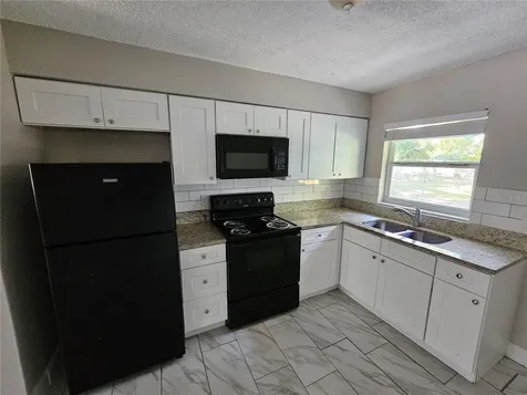 1013 Beecher Street Leesburg FL 34748