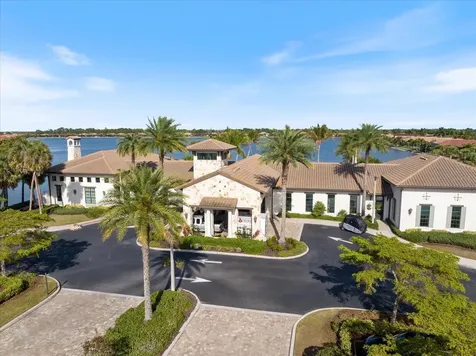 191 Maraviya Boulevard North Venice FL 34275