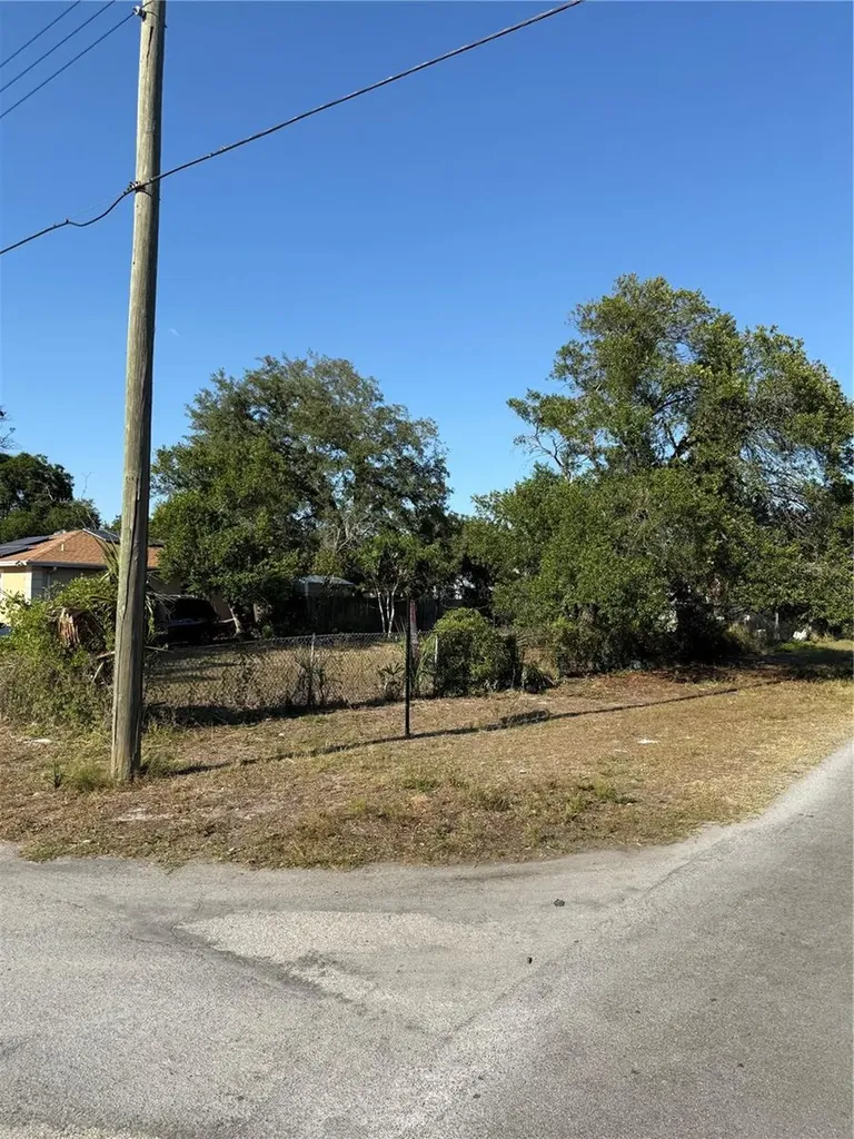 3601 N Garrison Street Tampa FL 33619