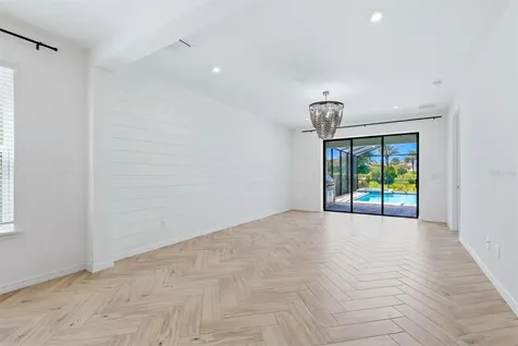 8212 Shooting Star Road Sarasota FL 34241