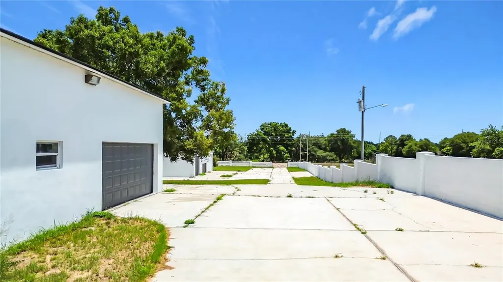 7925 Lake Mabel Loop Road Dundee FL 33838