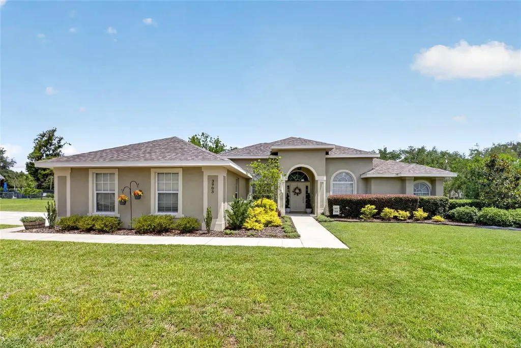 3903 SE 38th Loop Ocala FL 34480
