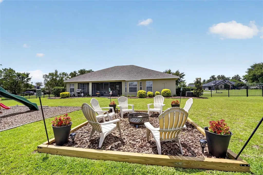 3903 SE 38th Loop Ocala FL 34480